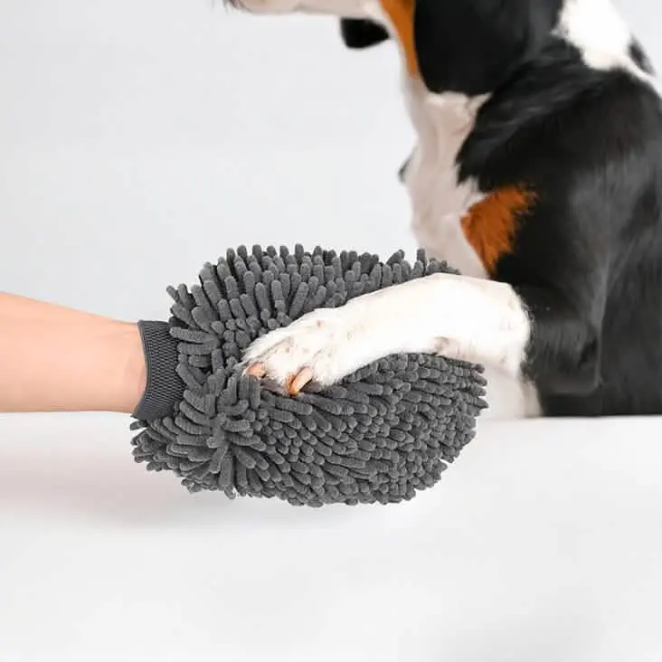 Muddy Mat® Dog Grooming Bundle – Rubber Scrubbers, Doggy Dryer, Muddy Mitt & Aloe Vera & Oatmeal Dog Shampoo for Itchy Skin Relief, Smelly Dogs & Sensitive Coats – 17 oz - Image 5